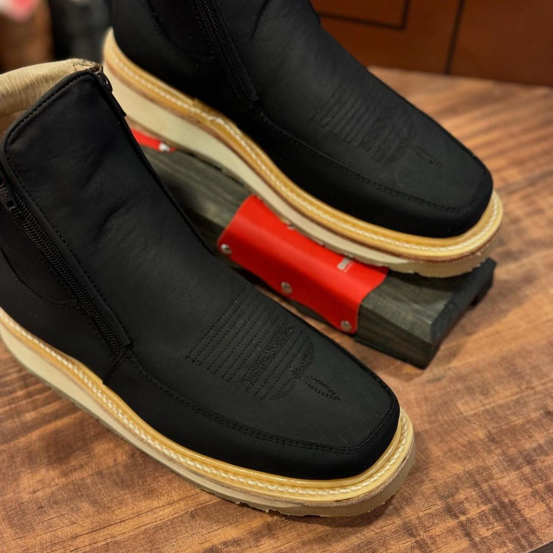 Cizme retro cu vârf pătrat pentru bărbați®