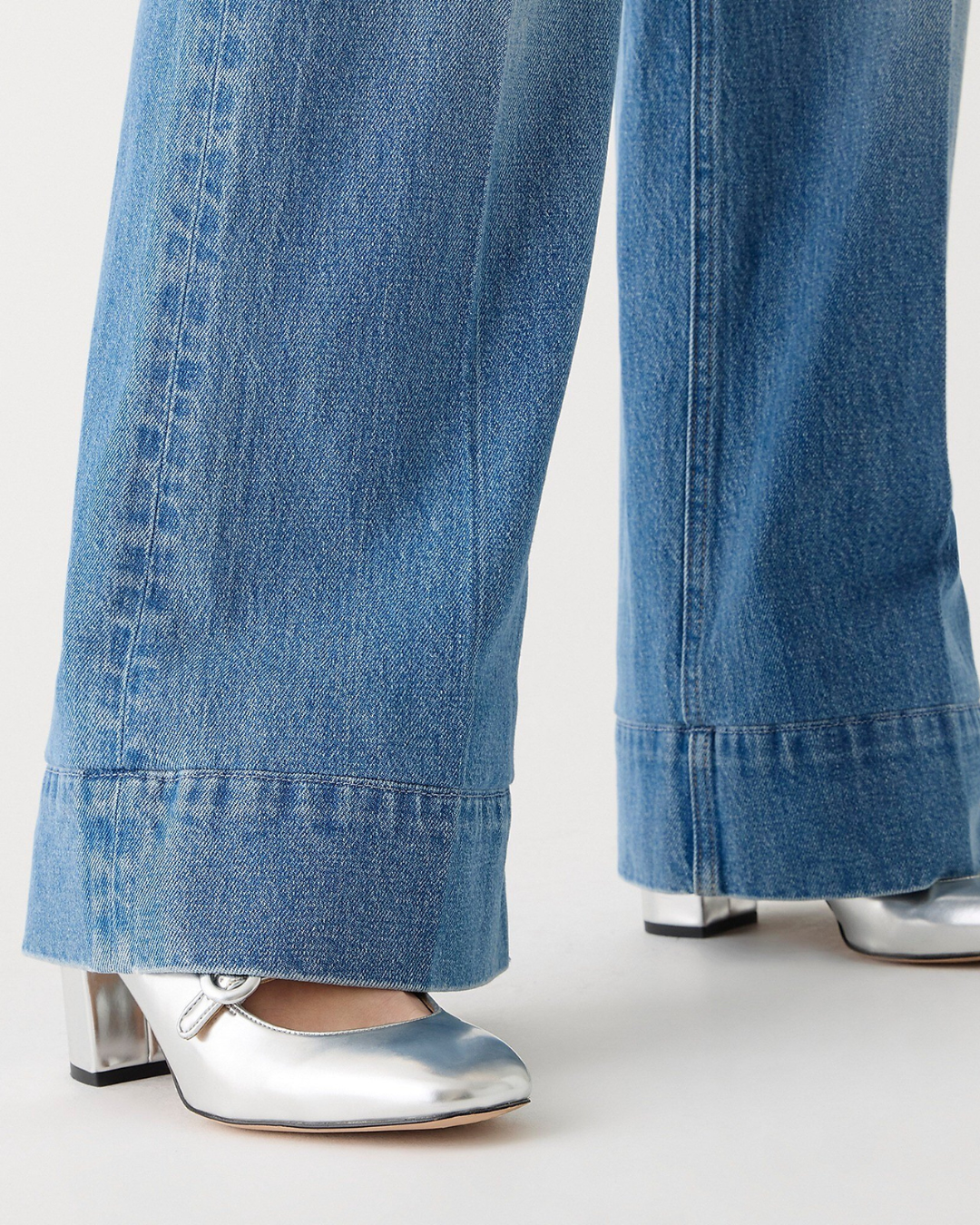 Blugi cu Picior Larg, Talie Înaltă și Control al Abdomenului