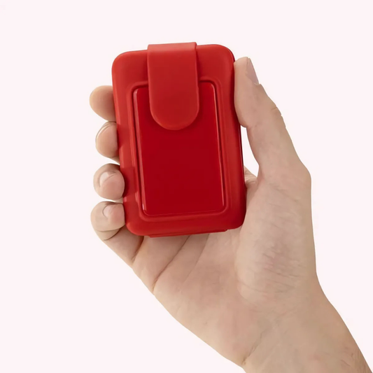 Portofel minimalist cu protecție RFID și design compact pentru carduri