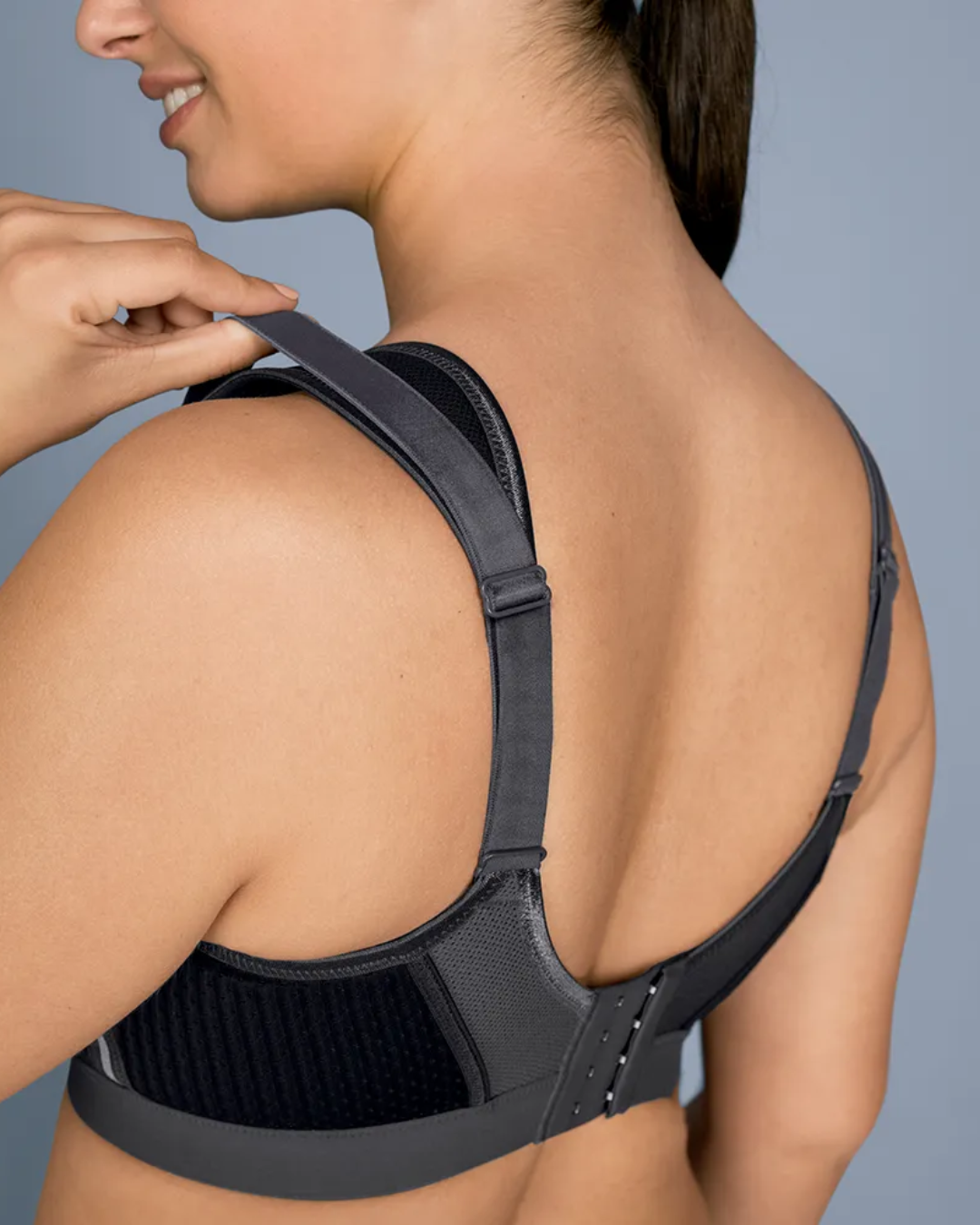 Sutien Sport cu Cupă Mare Pentru o Mai Mare Susținere ( OFERTĂ 2X1)