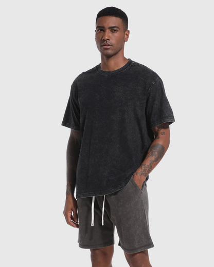 Pulover cu Efect Spălat, cu o Croială Relaxată și un Stil Urban Contemporan