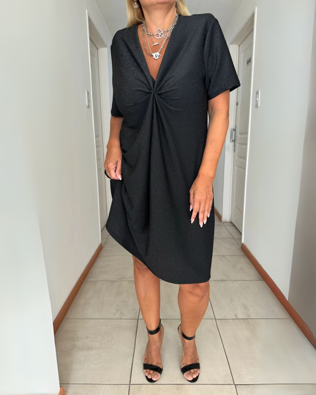 Rochie cu Mânecă Scurtă cu Volane pe Piept pentru Femei