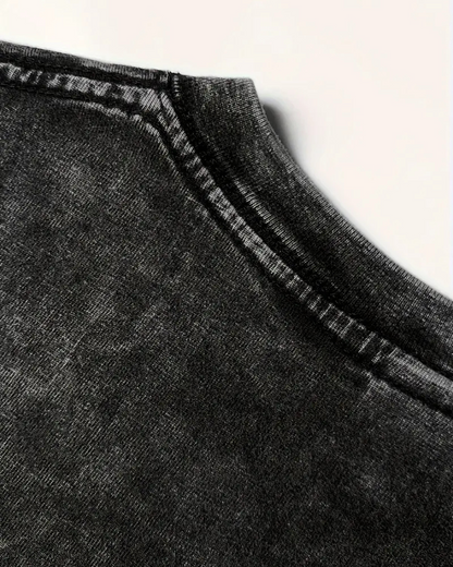 Pulover cu Efect Spălat, cu o Croială Relaxată și un Stil Urban Contemporan