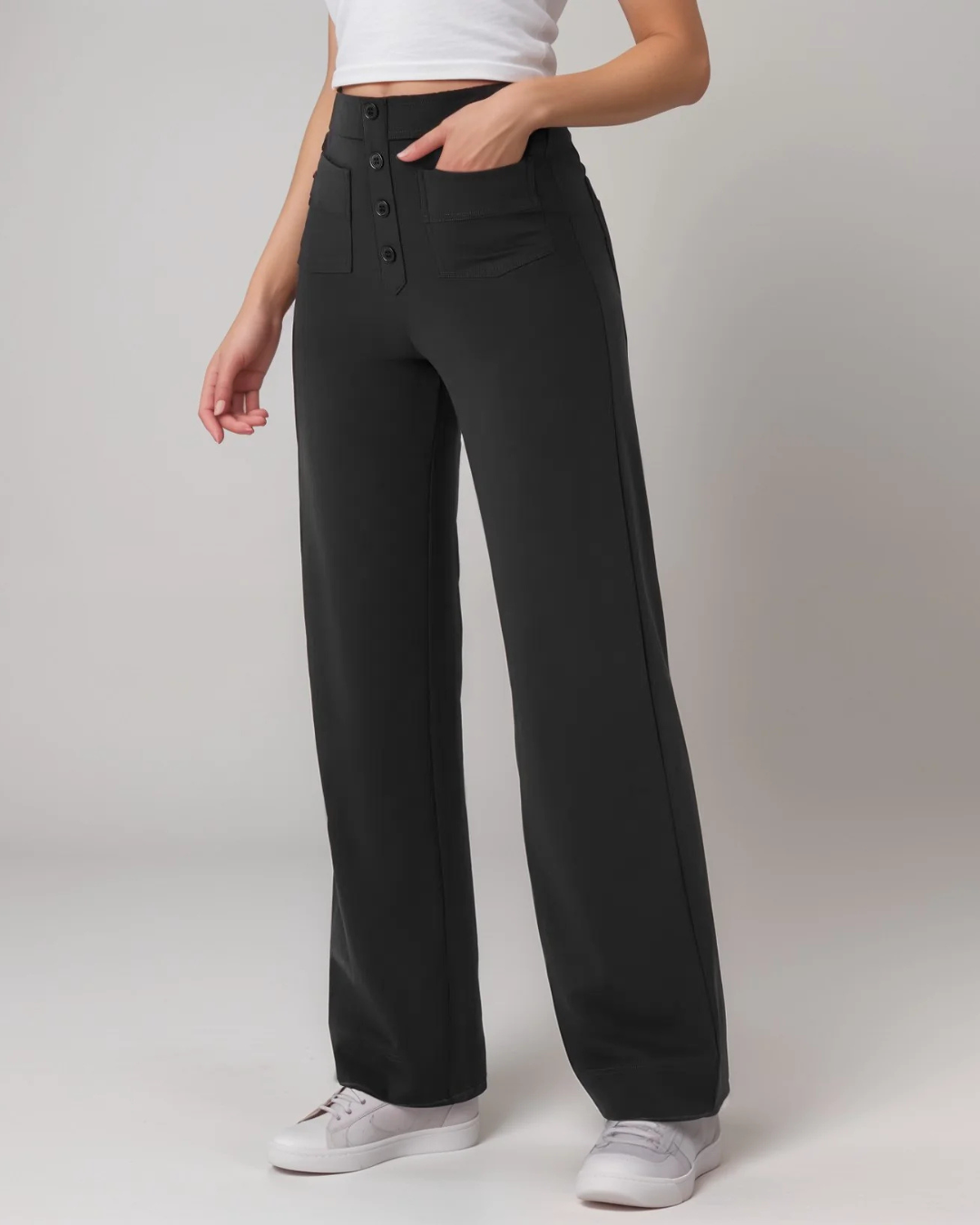 Pantaloni Drepți cu Talie înaltă, cu Nasturi Decorativi și Buzunare Frontale în Stil Utilitar