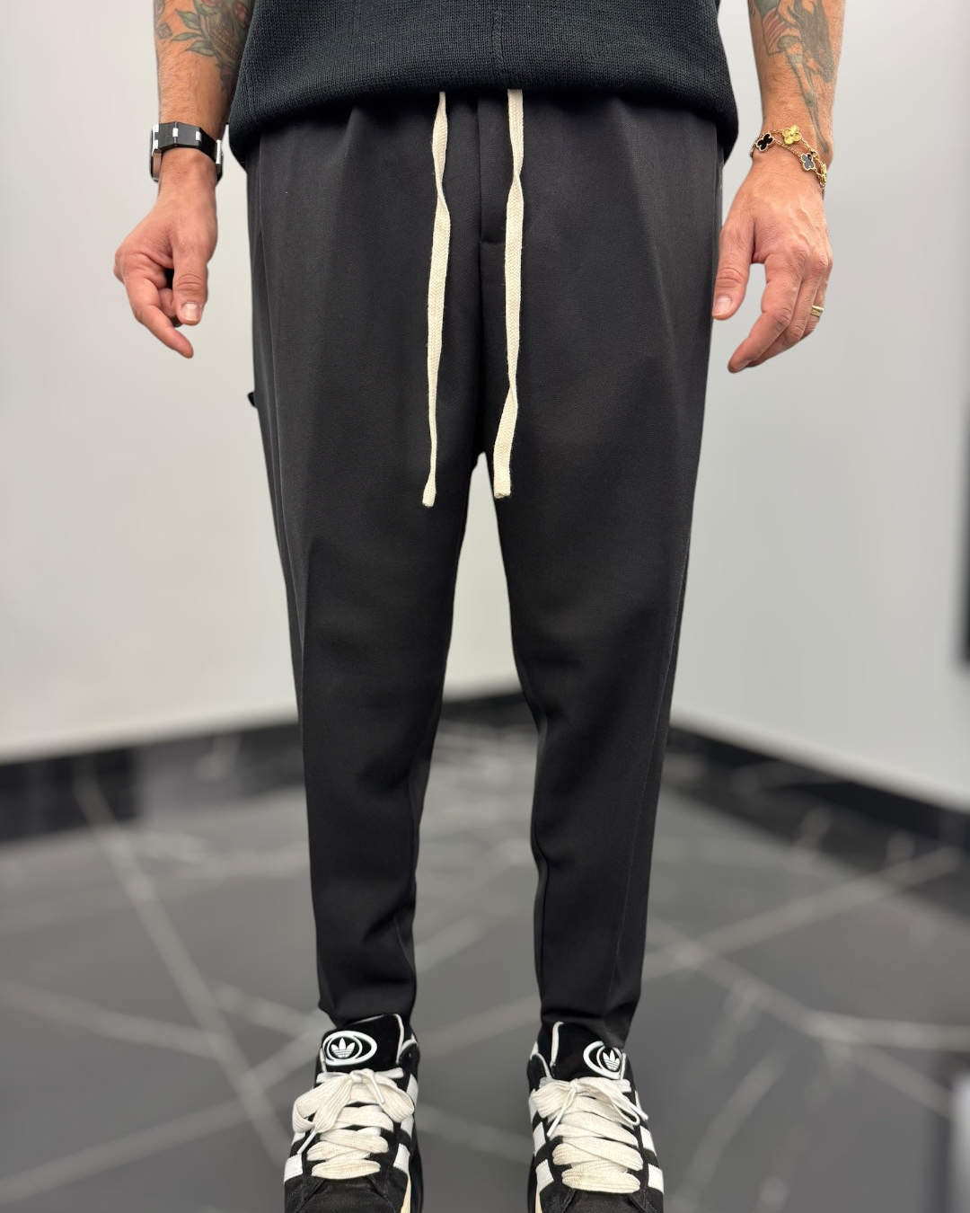 Pantaloni Largi și Simpli pentru Bărbați 