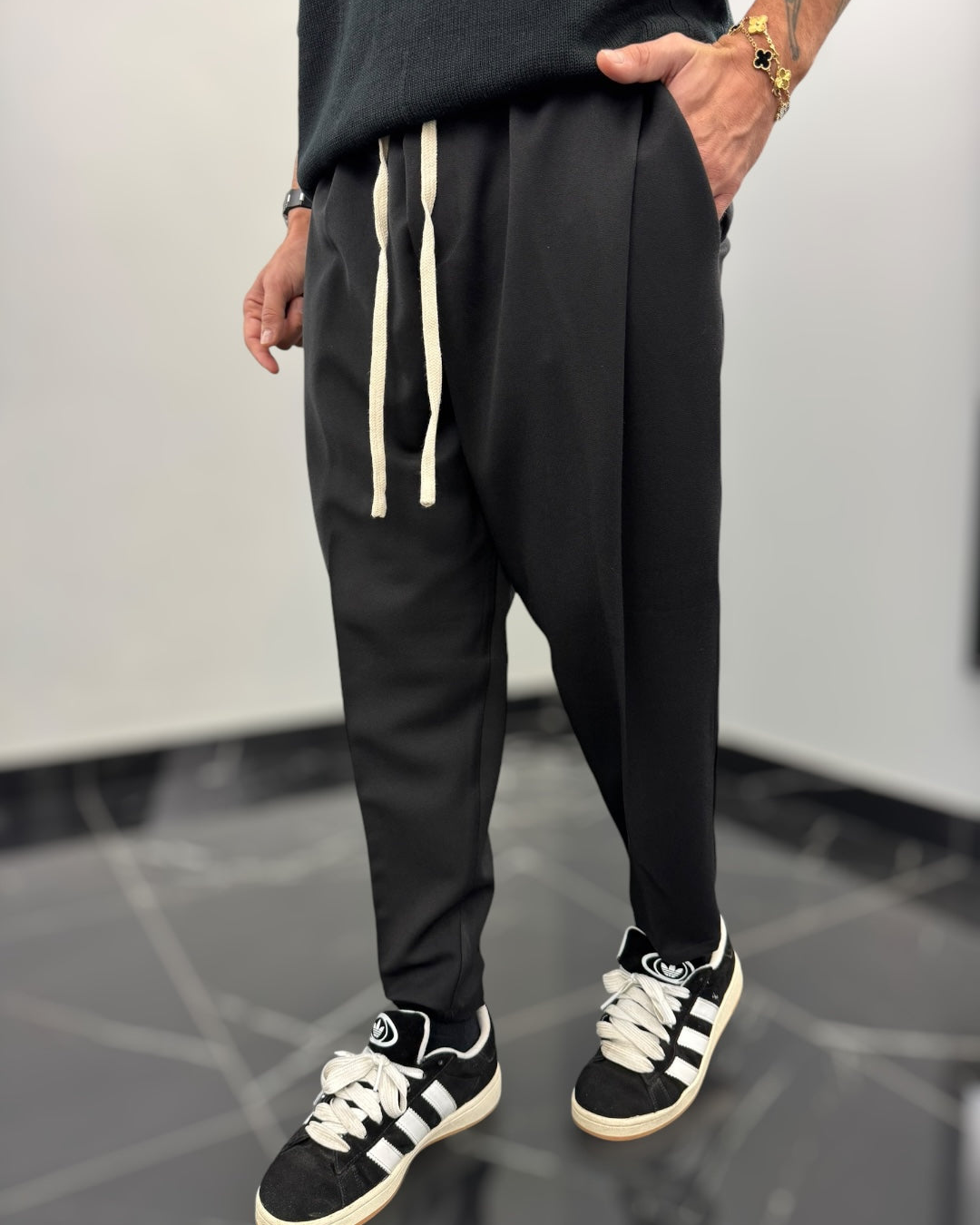 Pantaloni Largi și Simpli pentru Bărbați 