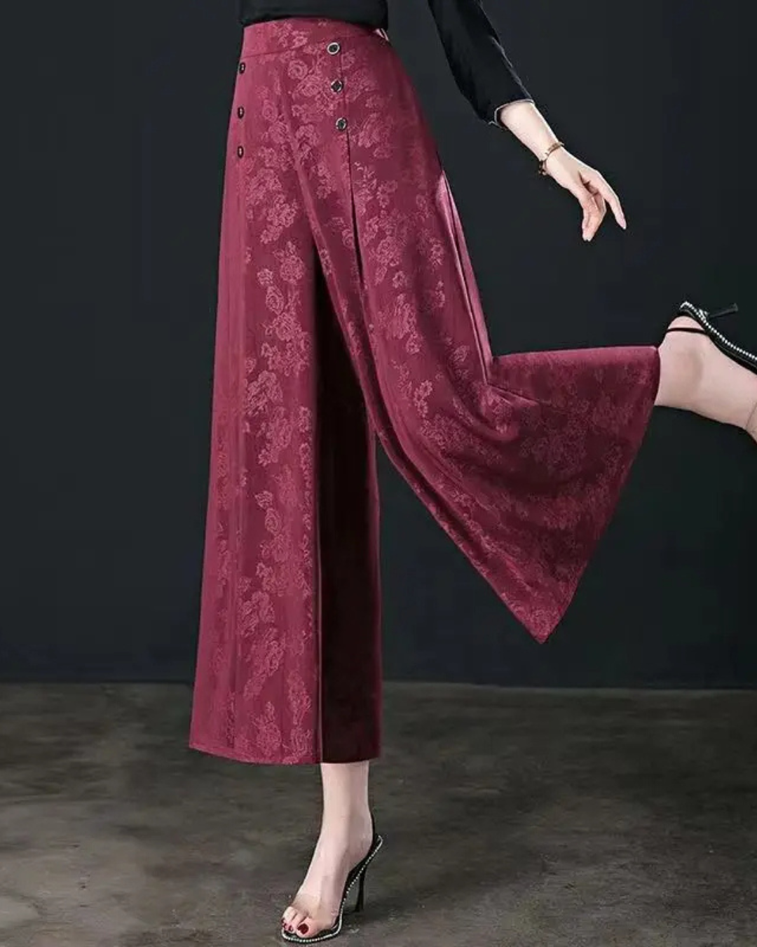 Pantaloni Palazzo cu Flori și Nasturi