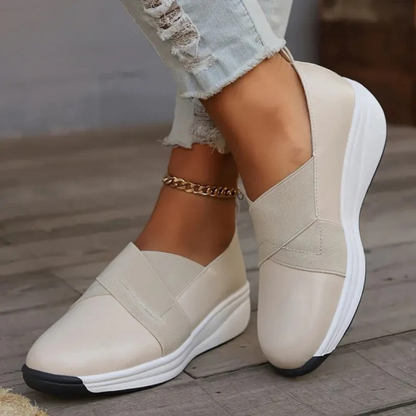 Pantofi ortopedici cu talpă antiderapantă