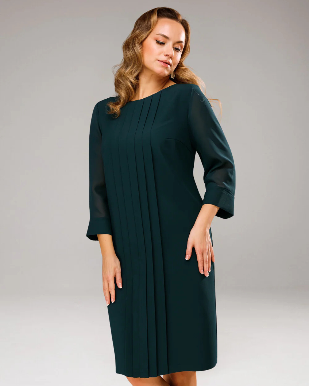 Rochie dreaptă cu pliuri și mâneci 3/4®