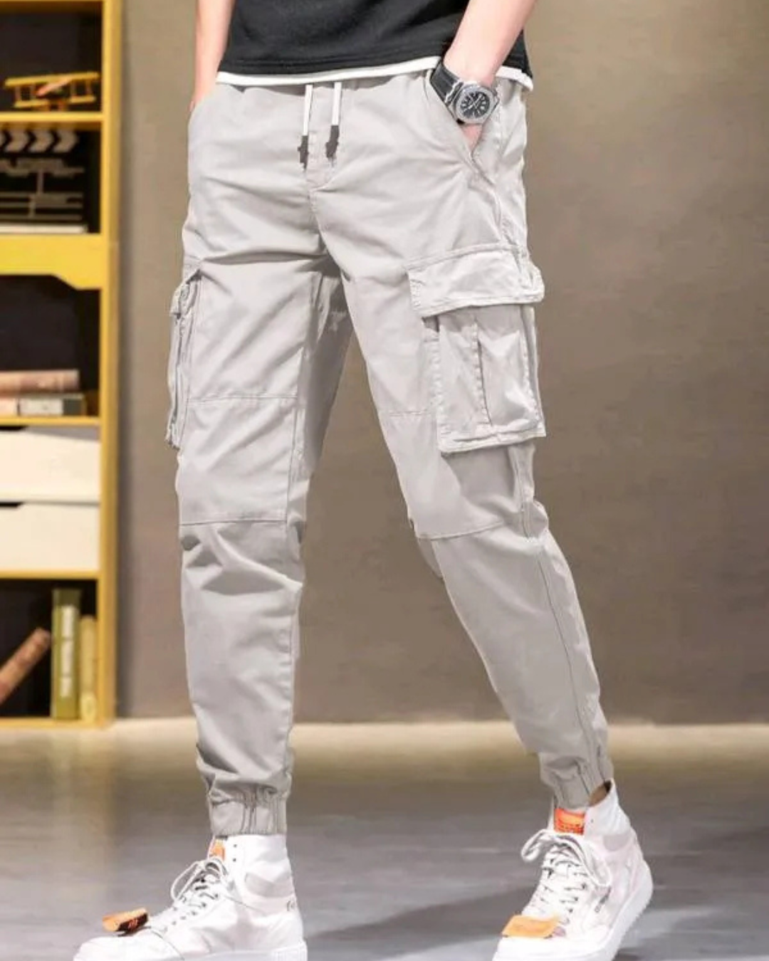 Pantaloni Cargo pentru Bărbați cu Croială Regulară și Buzunare cu Nasturi, Design Casual și Talie Reglabilă 