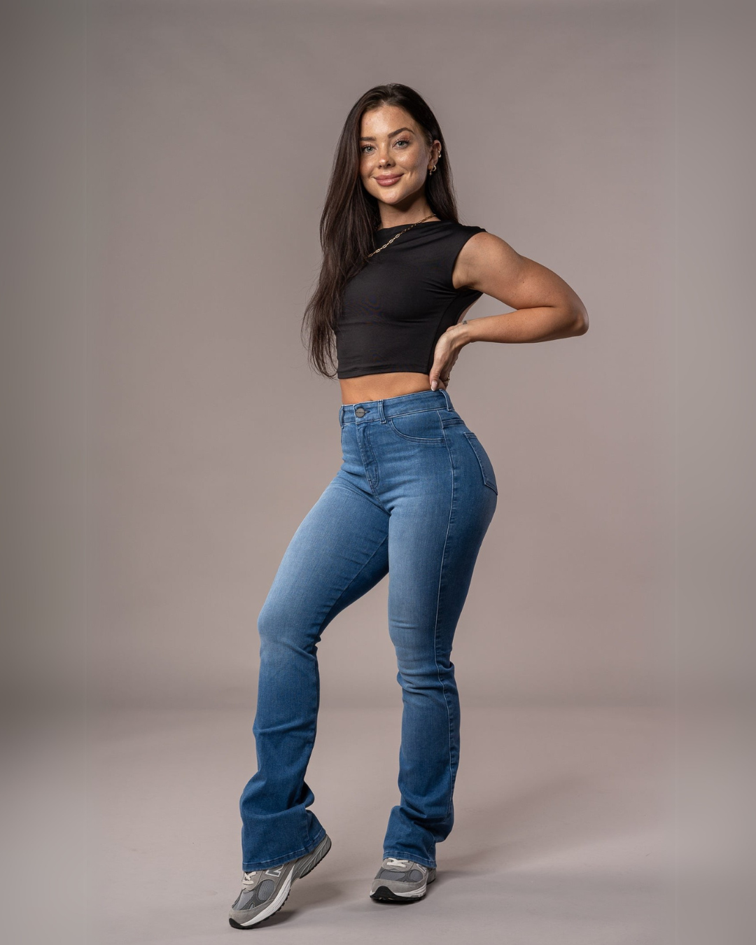 Pantaloni cu Talie Înaltă cu Croială Alungită și Efect Modelator