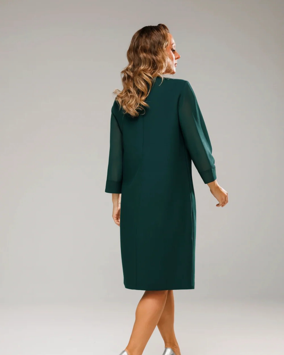 Rochie dreaptă cu pliuri și mâneci 3/4®