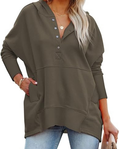 Pulover cu mâneci lungi, croi larg, decolteu în V și nasturi