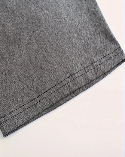 Pulover cu Efect Spălat, cu o Croială Relaxată și un Stil Urban Contemporan