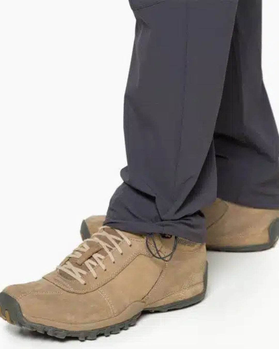 Pantaloni impermeabili și transformabili 