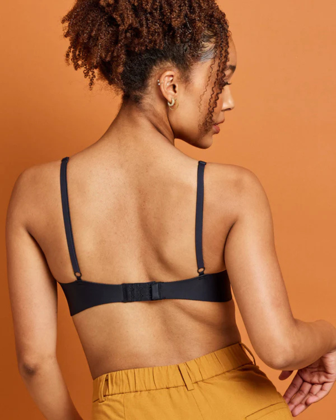 Sutien dintr-o singură piesă foarte moale ( OFERTĂ 2X1)