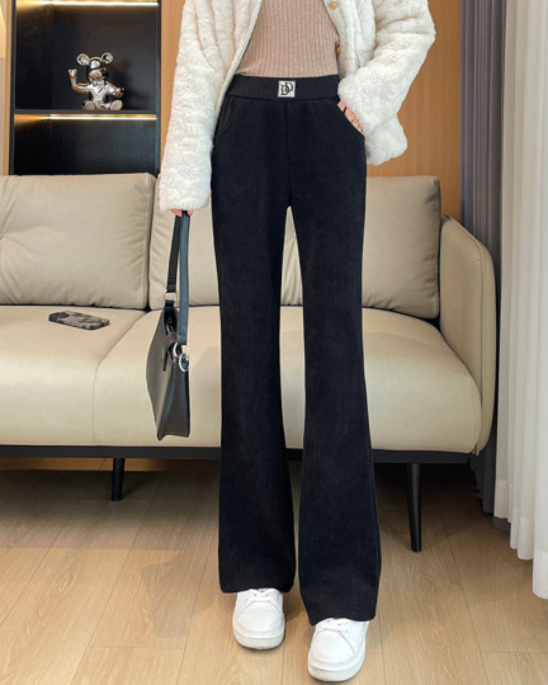 Pantaloni în angajat cu picior lat și captușeală din fleece 